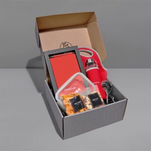Alternative view of Yatta Funky Fusion Hamper - Red