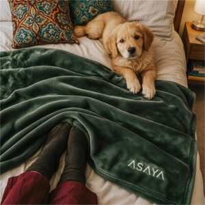 Alternative view of Serendipio Huron Fleece Blanket