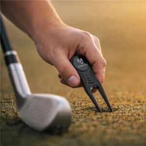 Alternative view of Alex Varga Baltusrol Divot Tool